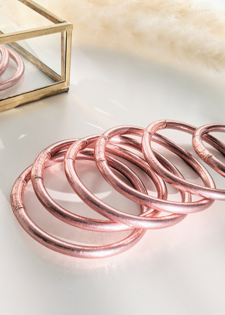 Jonc de temple bouddhiste porte-bonheur à mantra couleur rose doré