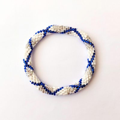 Bracelet népalais #22 (blanc, bleu et argenté)