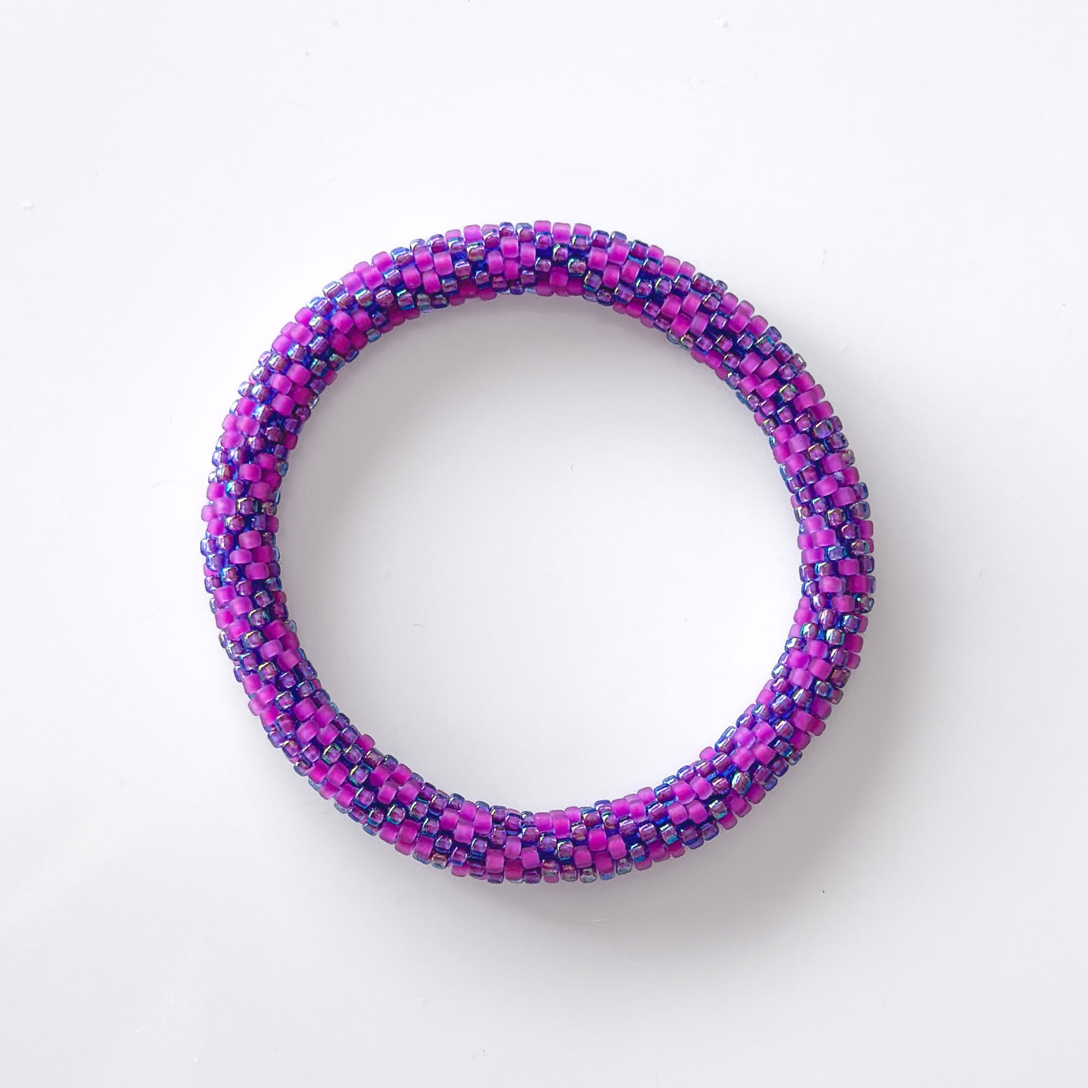 Bracelet népalais #67 (rose violet)